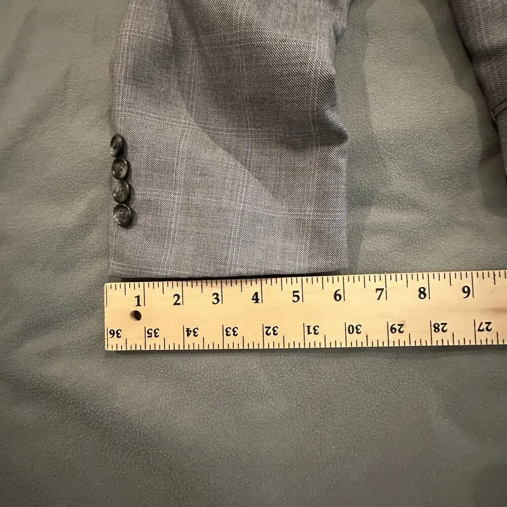 Hickey Freeman 2 Piece Suit Men’s 48L Wool Silk Pleated Pants 38x31 Made in USA